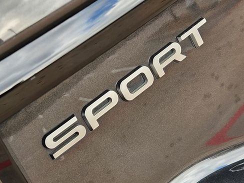 Used 2024 Land Rover Discovery Sport S image 12