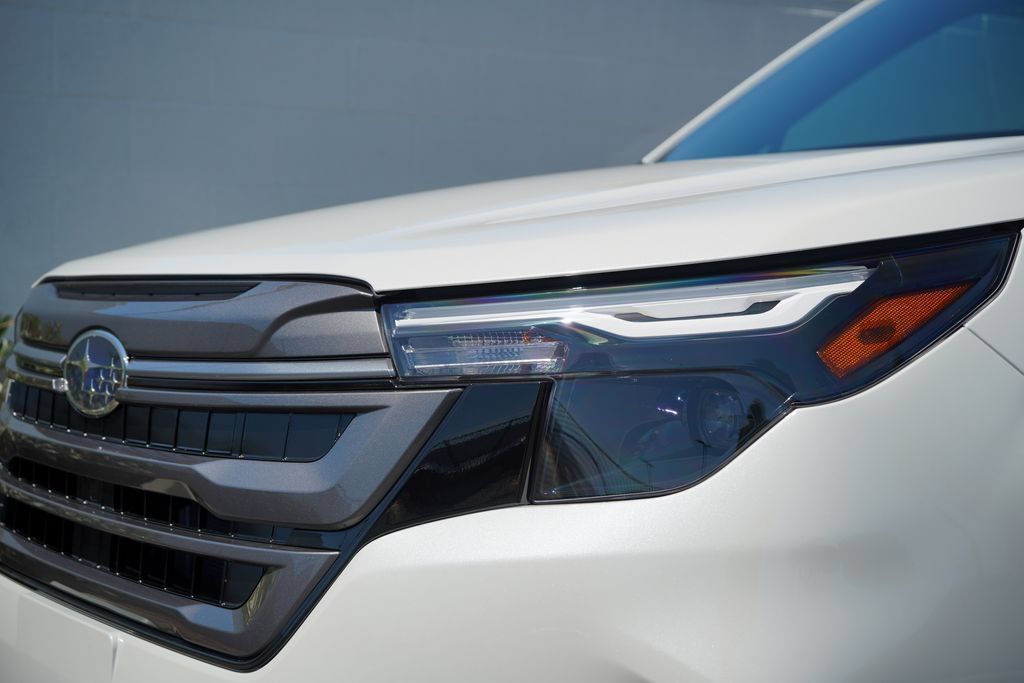 New 2026 Subaru Forester Premium AWD/4WD image 9