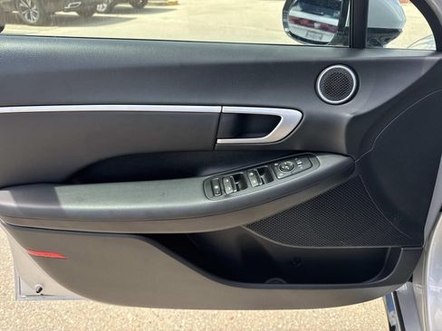 Used 2025 Hyundai Sonata SEL FWD image 18