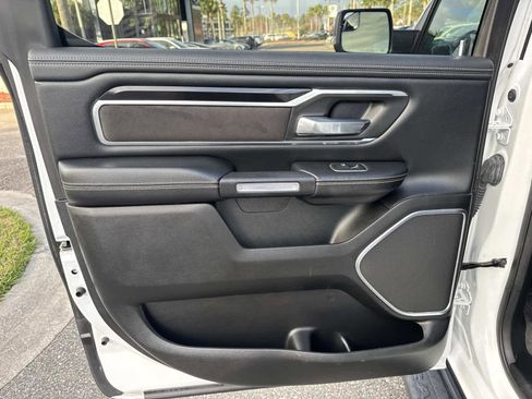 Used 2022 RAM 1500 Laramie image 12