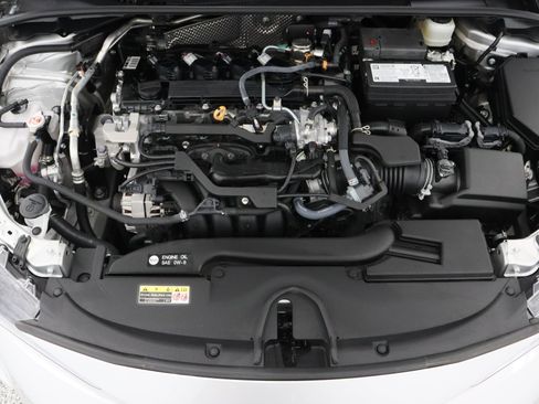 Used 2025 Toyota Corolla LE FWD image 34