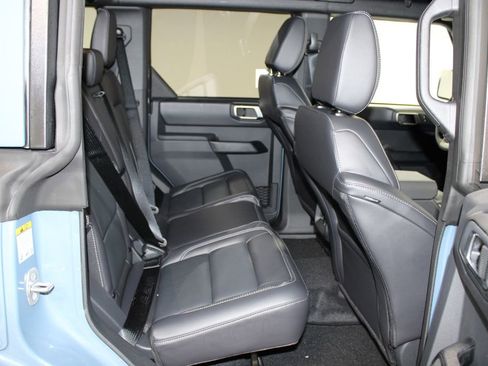 New 2025 Ford Bronco Outer Banks w/ Sasquatch Package image 31