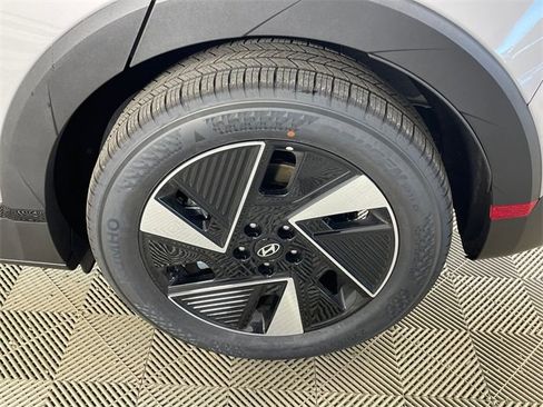 New 2026 Hyundai Ioniq 5 SEL image 18