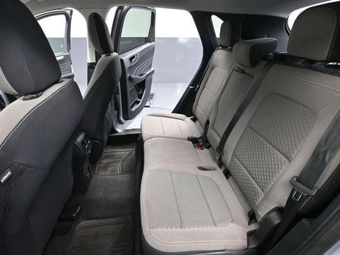 Used 2022 Ford Escape SE w/ Convenience Package FWD image 38