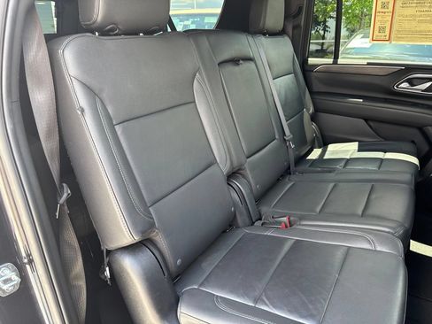 Used 2024 Chevrolet Suburban LT AWD/4WD image 43