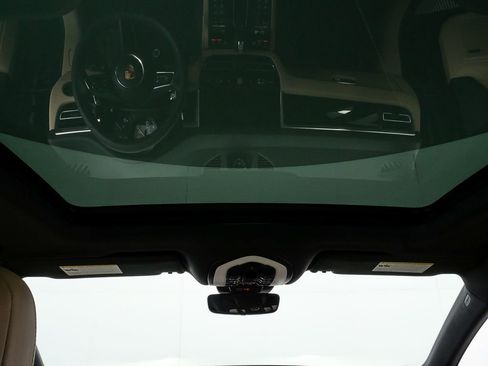 New 2026 Porsche Macan S AWD/4WD image 21