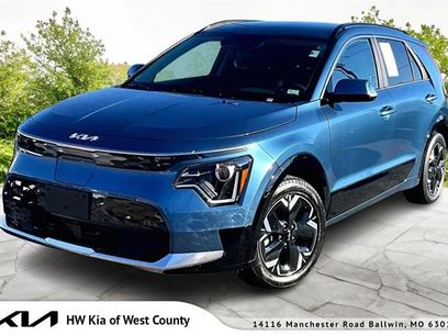 Certified 2024 Kia Niro Wind