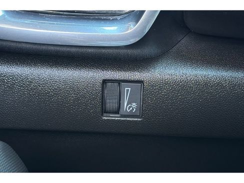Used 2024 GMC Canyon Elevation w/ Convenience Package RWD image 31