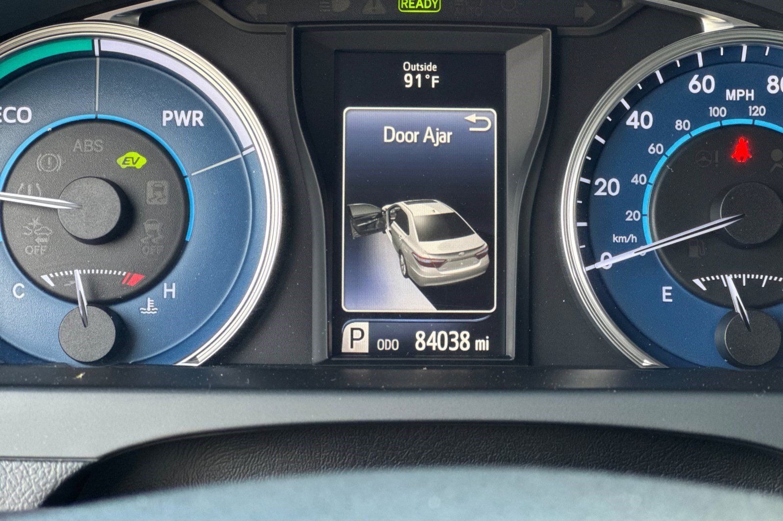 Used 2015 Toyota Camry XLE w/ Moonroof Package FWD image 23