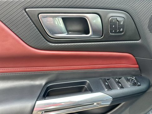 Used 2025 Ford Mustang GT Premium RWD image 13