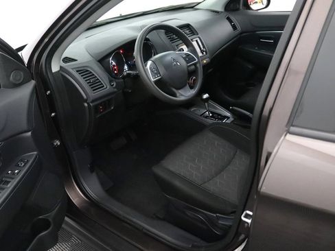 Used 2021 Mitsubishi Outlander Sport ES FWD image 14