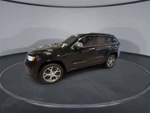 Used 2019 Jeep Grand Cherokee Overland image 4