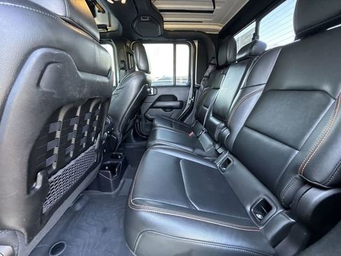 Used 2022 Jeep Gladiator Mojave w/ Trailer Tow Package image 9