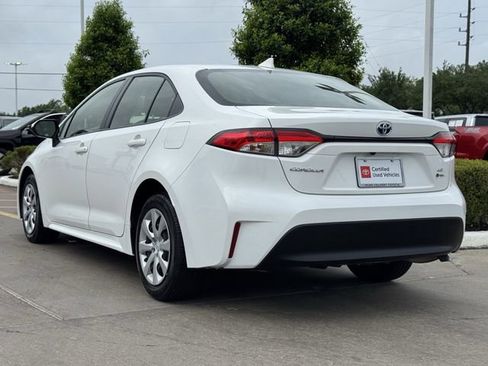 Certified 2025 Toyota Corolla XLE FWD image 7