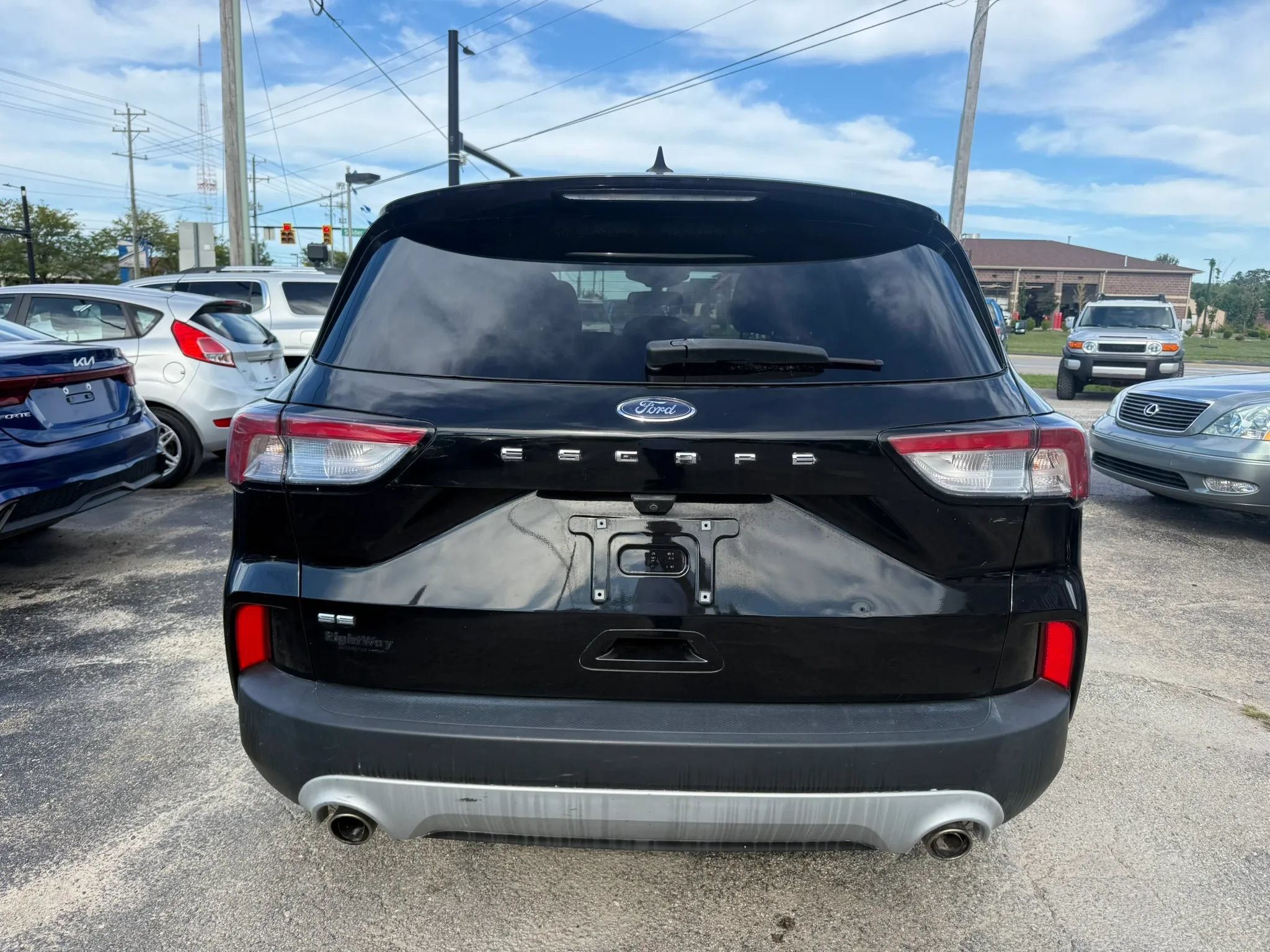 Used 2022 Ford Escape SE FWD image 5