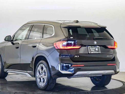 Certified 2023 BMW X1 xDrive28i w/ Convenience Package image 2