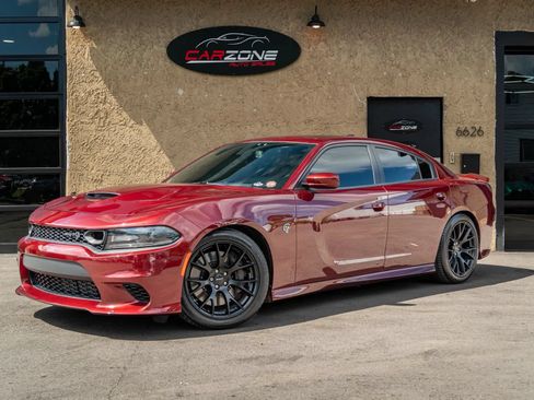 Used 2019 Dodge Charger SRT Hellcat RWD image 9