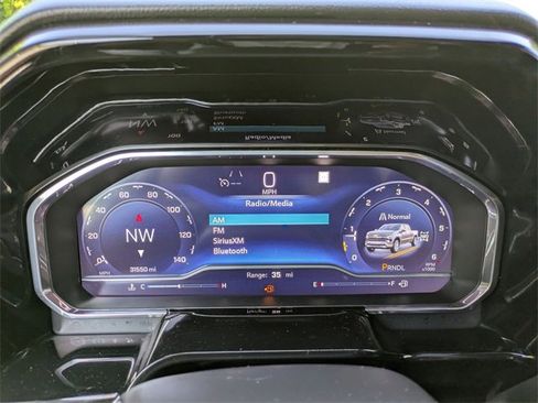 Used 2022 Chevrolet Silverado 1500 LT image 16