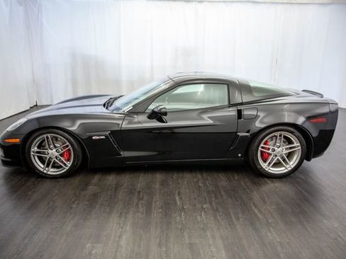 Used 2006 Chevrolet Corvette Z06 w/ Preferred Equipment Group image 7