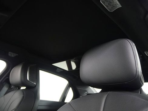 New 2026 BMW 750e xDrive w/ Executive Package image 12