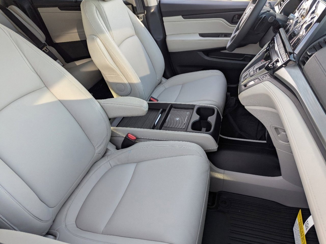 New 2027 Honda Odyssey EX-L image 6