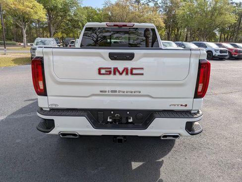 New 2026 GMC Sierra 1500 AT4 w/ AT4 Premium Package AWD/4WD image 5