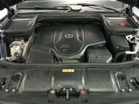 Used 2021 Mercedes-Benz GLS 450 4MATIC image 60