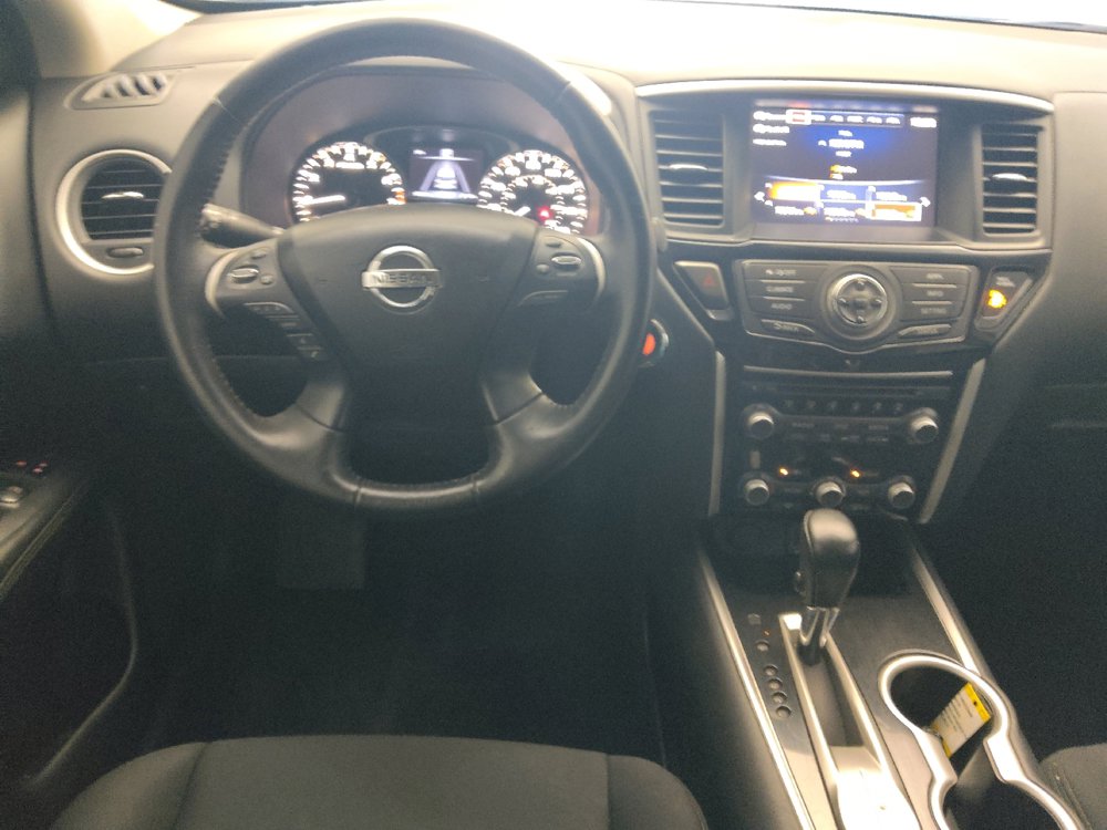 Used 2019 Nissan Pathfinder SV FWD image 22