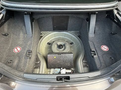 Used 2014 Volkswagen Eos Komfort FWD image 15