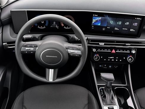 New 2026 Hyundai Tucson SEL image 17