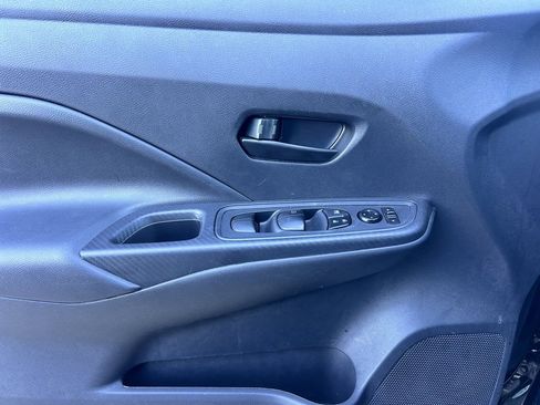 Certified 2025 Nissan Versa S w/ Trunk Package image 9