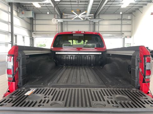 Used 2023 Nissan Frontier SV w/ Technology Package image 22