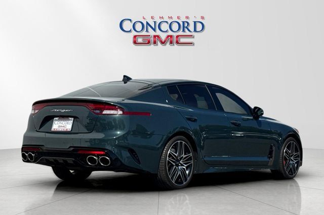 Used 2022 Kia Stinger GT1 RWD image 4