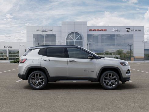 New 2026 Jeep Compass Limited image 35