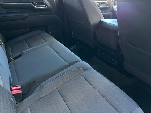 Used 2024 Chevrolet Silverado 2500 LT image 16