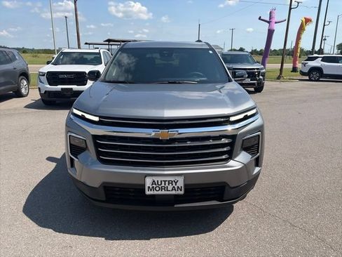 New 2026 Chevrolet Traverse LT FWD image 9