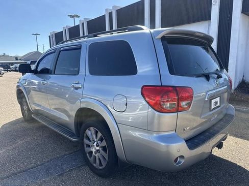Used 2014 Toyota Sequoia Platinum image 9
