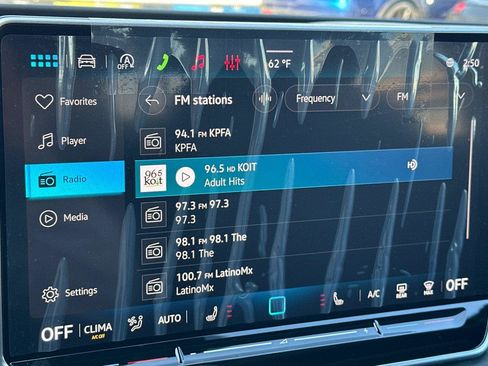 New 2026 Volkswagen Tiguan SE R-Line AWD/4WD image 17
