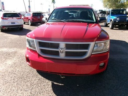 Used 2011 Dodge Dakota Big Horn image 3