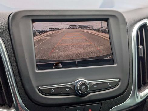 Used 2022 Chevrolet Equinox LT FWD image 24