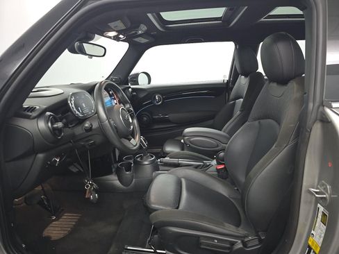 Used 2024 MINI Cooper S FWD image 8