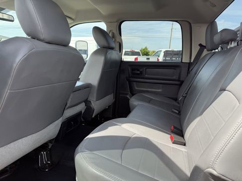 Used 2014 RAM 3500 Tradesman image 21