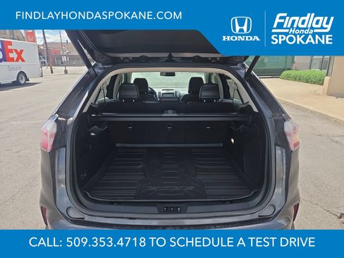 Used 2020 Ford Edge Titanium w/ Class II Trailer Tow Package AWD/4WD image 11