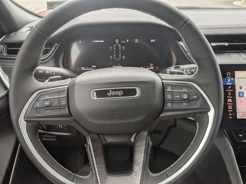 New 2026 Jeep Grand Cherokee L Limited AWD/4WD image 21