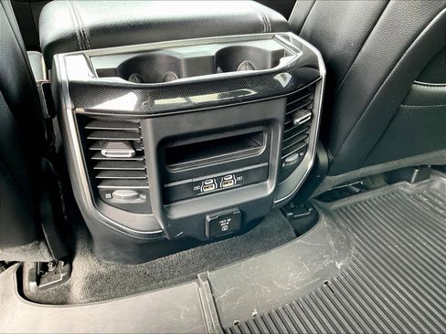Used 2022 RAM 1500 Laramie w/ Sport Appearance Package AWD/4WD image 11