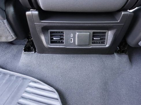 Used 2024 Chevrolet Silverado 1500 LT AWD/4WD image 40