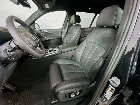New 2026 BMW X7 xDrive40i w/ M Sport Package image 28
