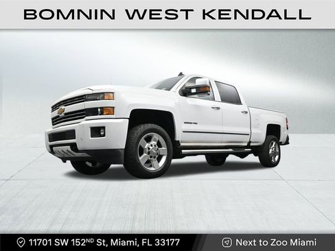 Used 2018 Chevrolet Silverado 2500 LT w/ Custom Sport Edition image 20