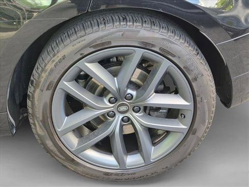 Certified 2024 Land Rover Range Rover Sport Dynamic SE AWD/4WD image 21