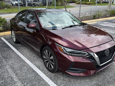 Used 2020 Nissan Sentra SV w/ SV Premium Package FWD image 4